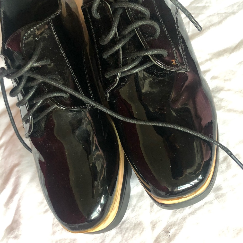 Shoes - Picture 16 of 16